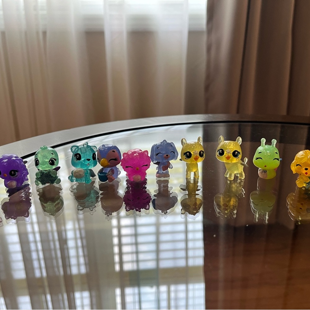 Lot Of 11 Hatchimals Colleggtibles - Multiple Series cute shiny animal kids toys
